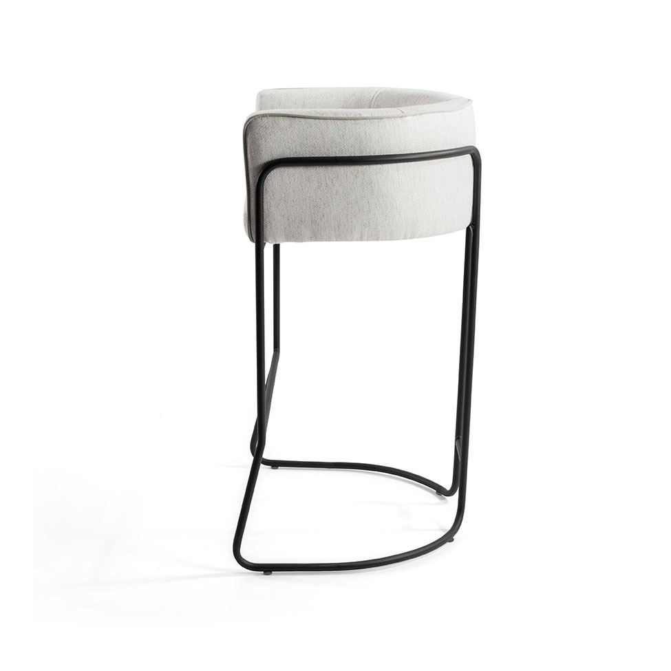 Banqueta Betina Cru