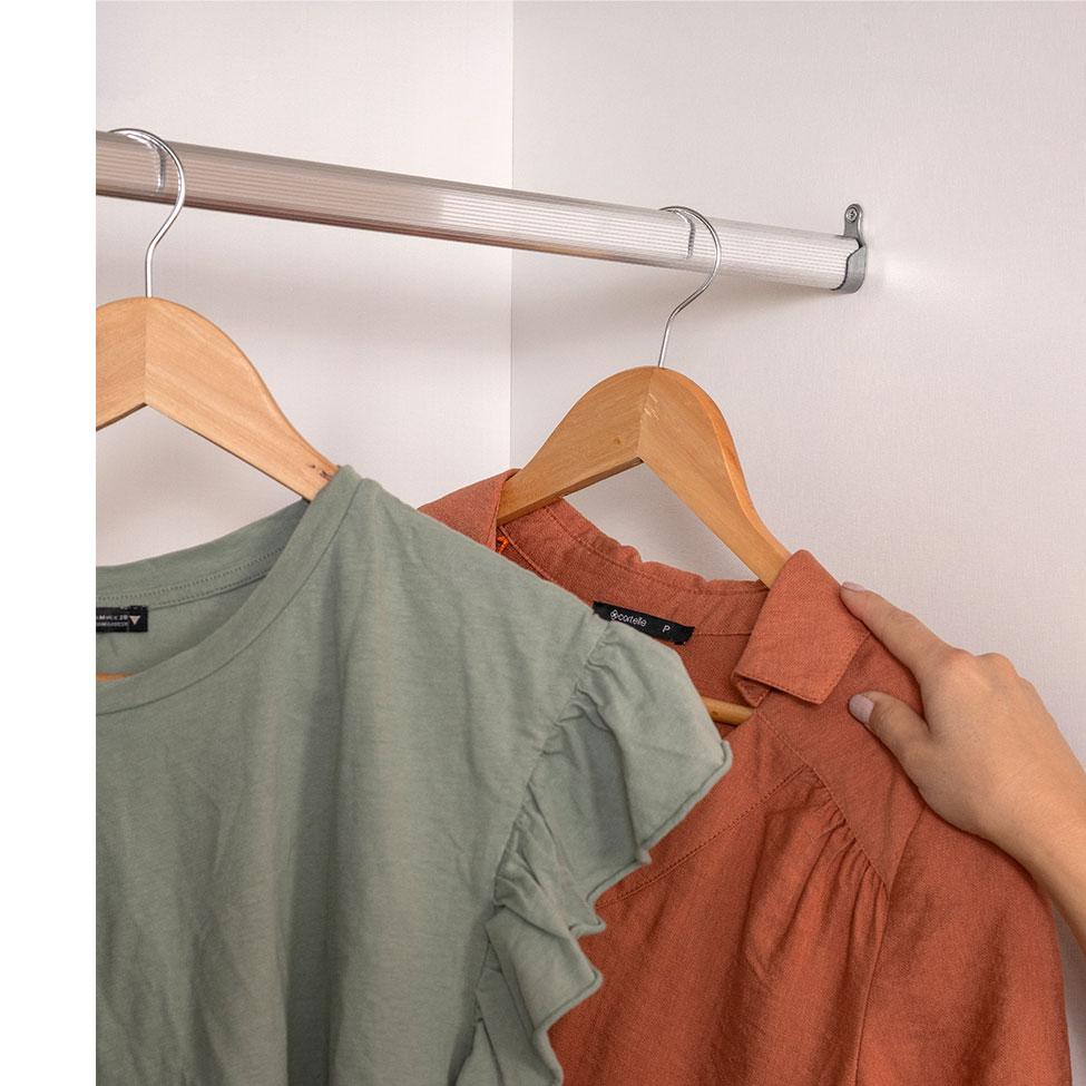 Guarda-Roupa Modulado com Cabideiros Tuyo 3 PT Correr 12 GV Branco 274 cm