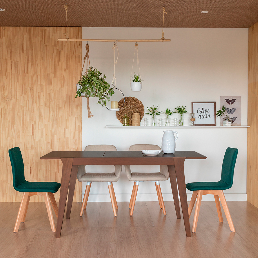 Mesa de Jantar Retangular Extensível Delta Amêndoa 120 cm