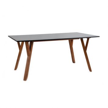 Mesa de Jantar Retangular Ipiranga Preta e Amêndoa 160 cm Menor preço em Mesa de Jantar Retangular Ipiranga Preta e Amêndoa 160 cm