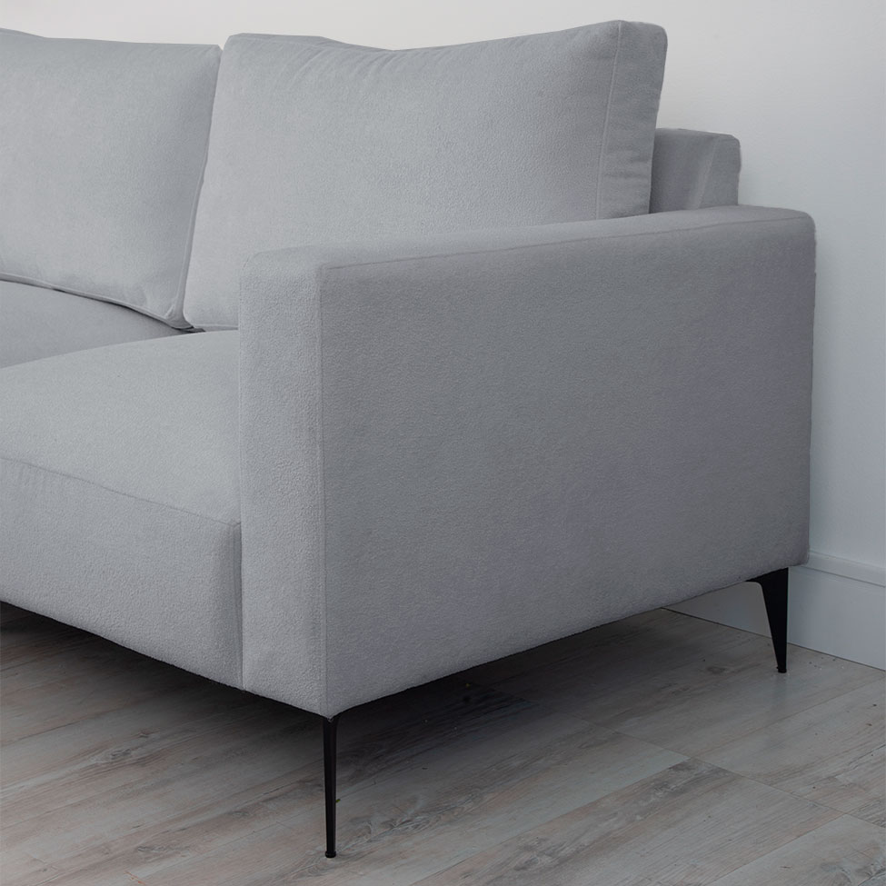 Sofá 2 Lugares com Molas Ensacadas 170 cm e Puff Unne Bouclé Cinza