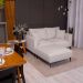 Sofá 2 Lugares com Molas Ensacadas 170 cm e Puff Unne Linho Cru