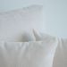 Sofá Unne 2 Lugares com Molas Ensacadas Bouclé Off White 170 cm