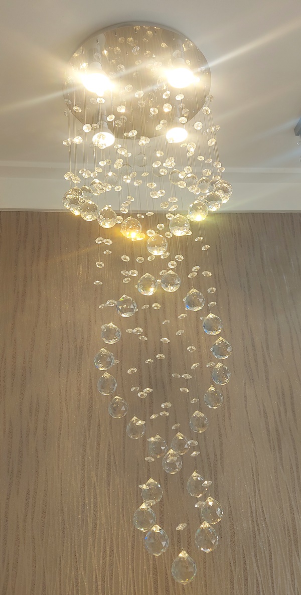 Lustre de Cristal Espiral duas Camadas Ideal Para Vão de Escadas Em Cristais Transparentes 