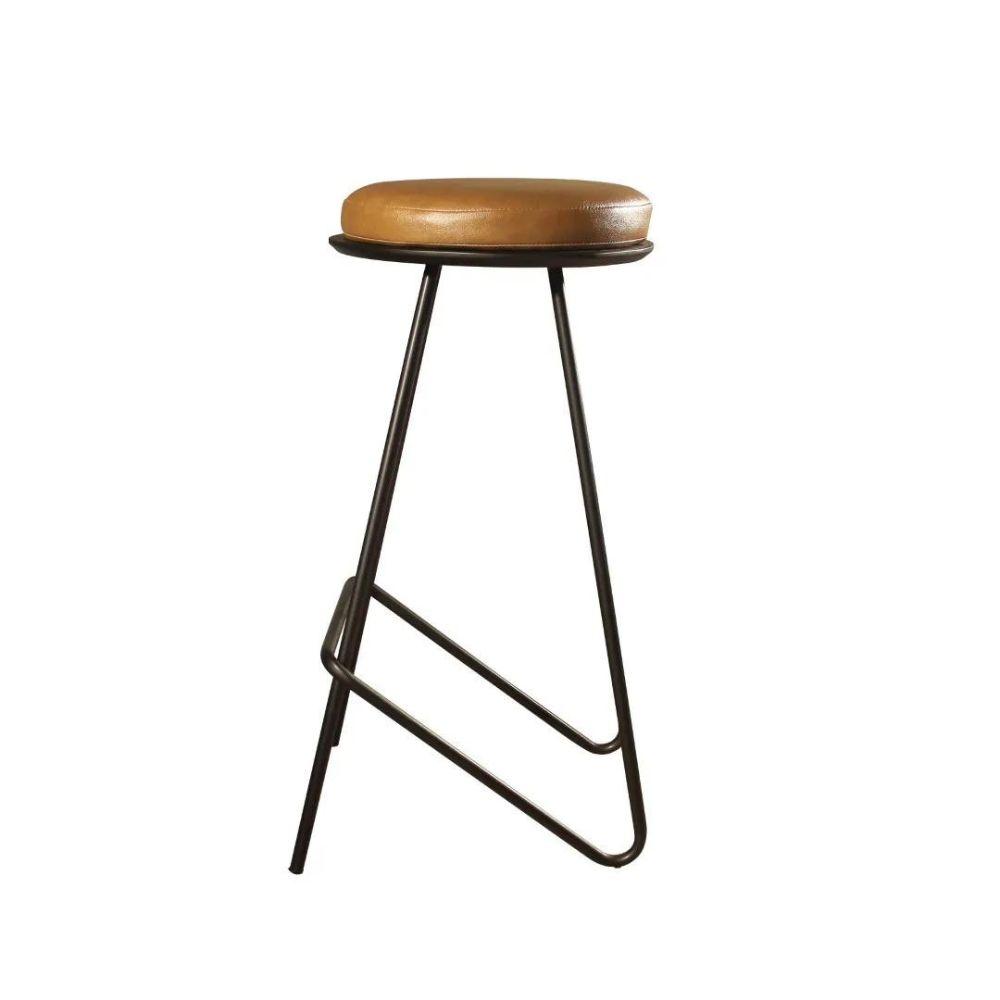 Banqueta Canastra Couro Caramelo Base Metal Preto