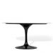 Mesa Saarinen Oval Carrara 160x90cm - Base Preta