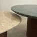 Conjunto de duas Mesas de Centro Orgânica 100 cm Mármore Guatemala &amp; Travertino
