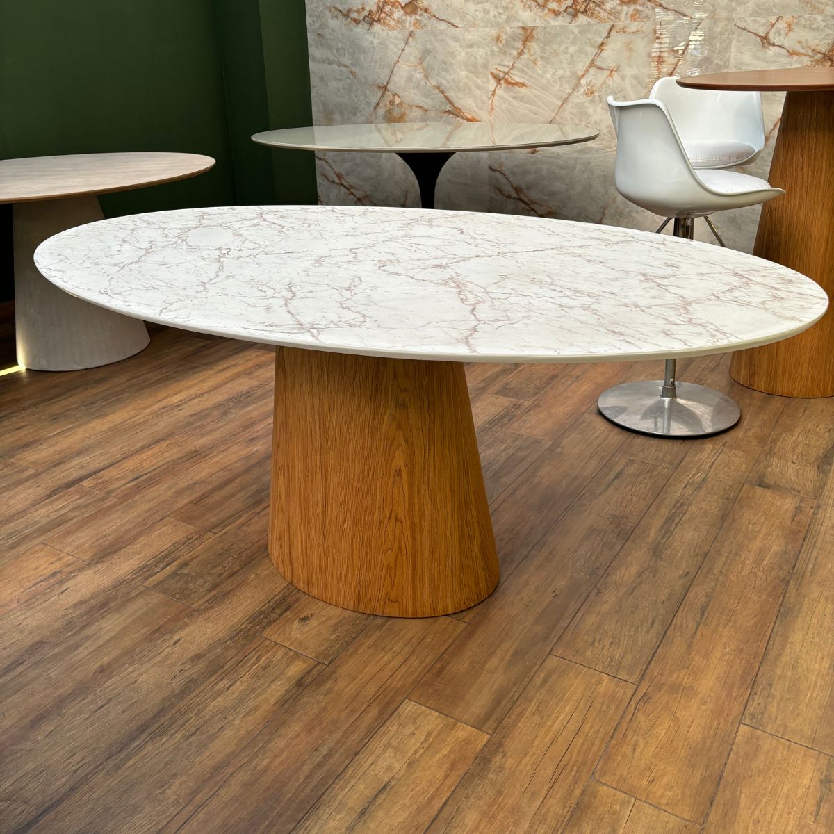 Mesa de Jantar Cone Oval 120x80 cm Base Madeira Freijó Tampo Calacato Bronzeado