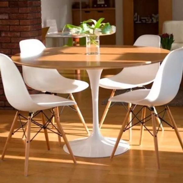 Mesa de Jantar Tulipa Saarinen Redonda 150 cm Tampo Freijó