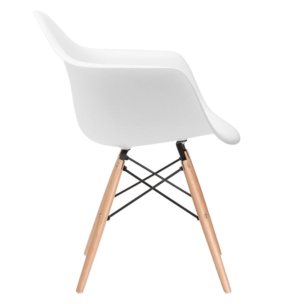 Cadeira Charles Eames Eiffel DAW com braços e pés de madeira clara Branco