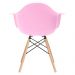 Cadeira Charles Eames Eiffel DAW com braços e pés de madeira clara Rosa claro