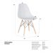 Cadeira Charles Eames Eiffel DSW com pés de madeira clara Azul-escuro