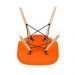 Cadeira Charles Eames Eiffel DSW com pés de madeira clara Laranja