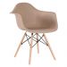 Kit 4 cadeiras Charles Eames Eiffel DAW com braços e pés de madeira clara Marrom café