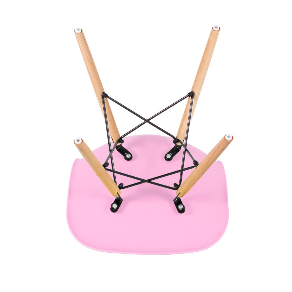 Mesa Eames 70 cm branco + 4 cadeiras Eiffel DSW Rosa claro