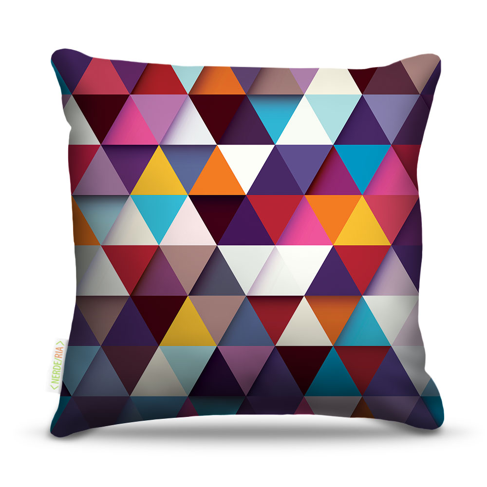Almofada 45 x 45cm  Nerderia e Lojaria triangles roxo colorido
