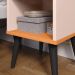 Kit 2 Mesinhas Off White/Cinamomo Canto Nicho Prateleira Cabeceira Suspensa Almofadada Cama Box Queen Size 1,6 Detalhe Lateral Bege Suede - Lojas RPM