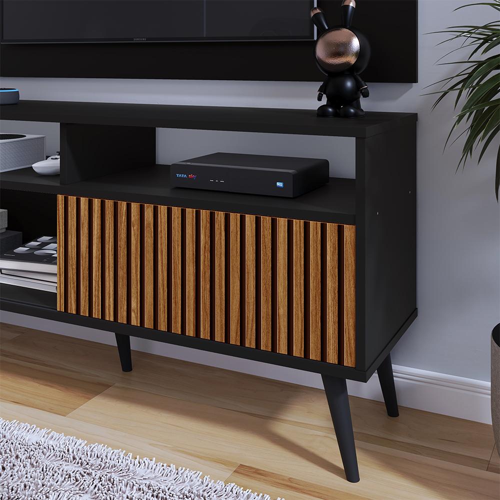 Rack Bancada Estante Painel TV Smart 48 Polegadas Home Pequeno Nicho Porta Correr Pés Palito Retrô Sala Quarto Samba Preto/Ripado - RPM