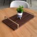 Bandeja Decorativa Castanho com Borda Infinita Alça Cobre