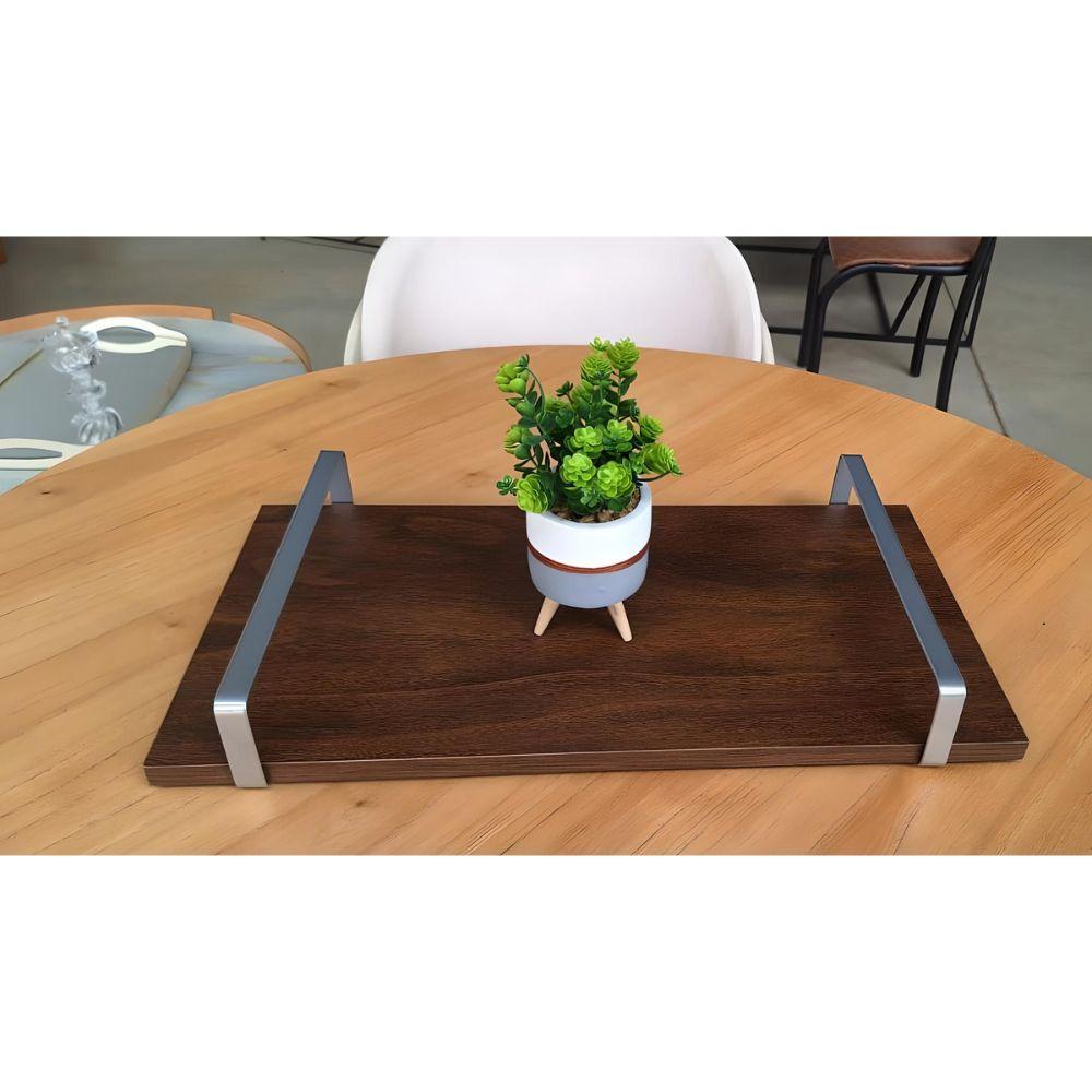 Bandeja Decorativa Castanho com Borda Infinita Alça Prata