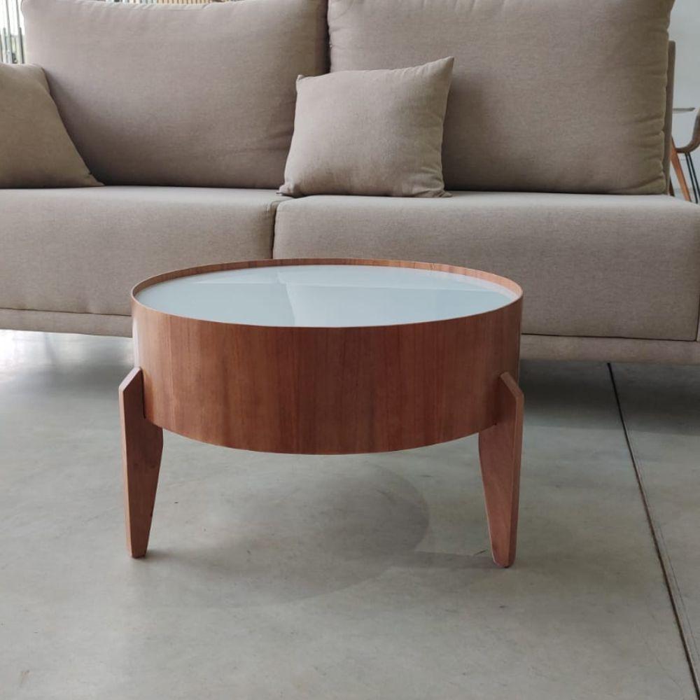 Mesa de Centro Anna com Tampo Off White 50 cm e Pés em Madeira