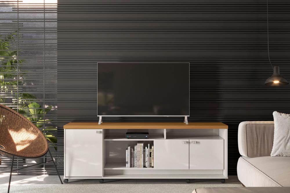 Bancada Dallas Suporte Para Tvs C/ 3 Portas E Nichos - Off White Perolizado/Jequitiba