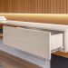 Painel para Tv de até 70" 2 Gavetas Pietra Jequitibá Ripado 3D/Off White