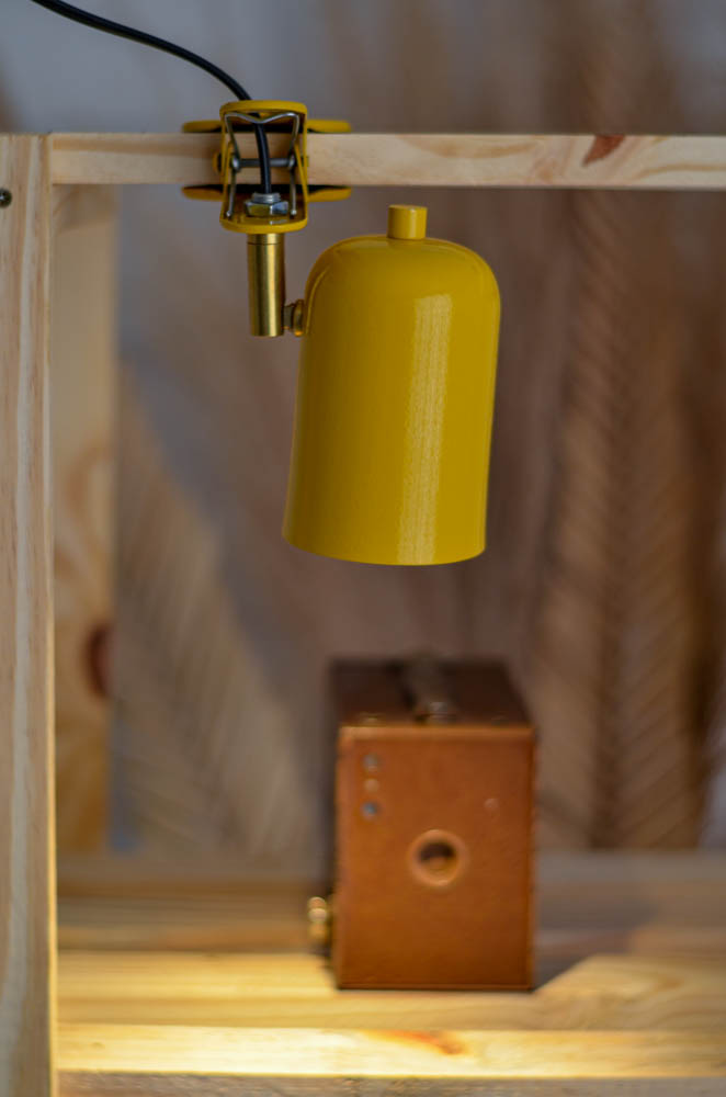 Luminária Presilha com Garra Anne Amarelo