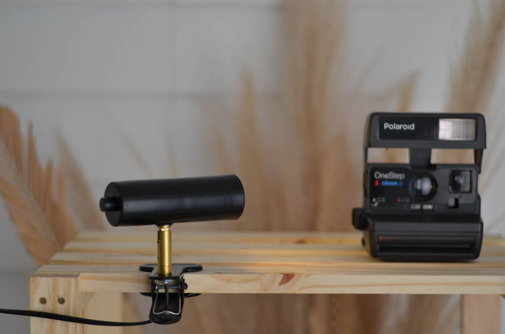 Luminária Presilha com Garra Sofhie Preto