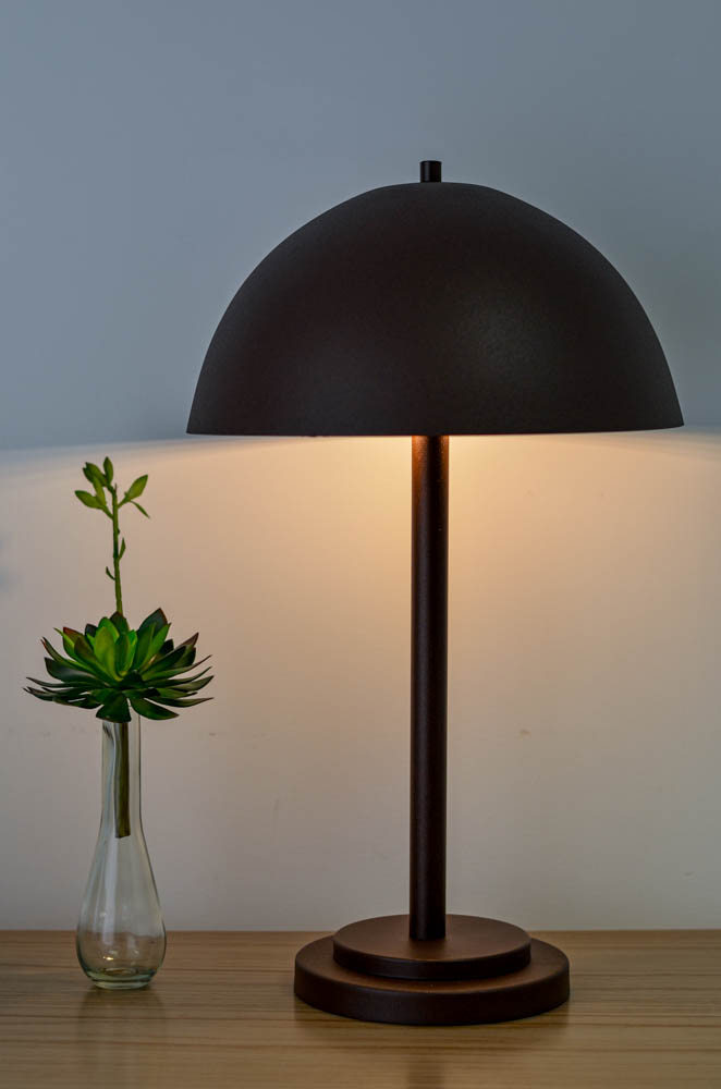 Luminária de Mesa Abajur Komaco Marrom Cortem