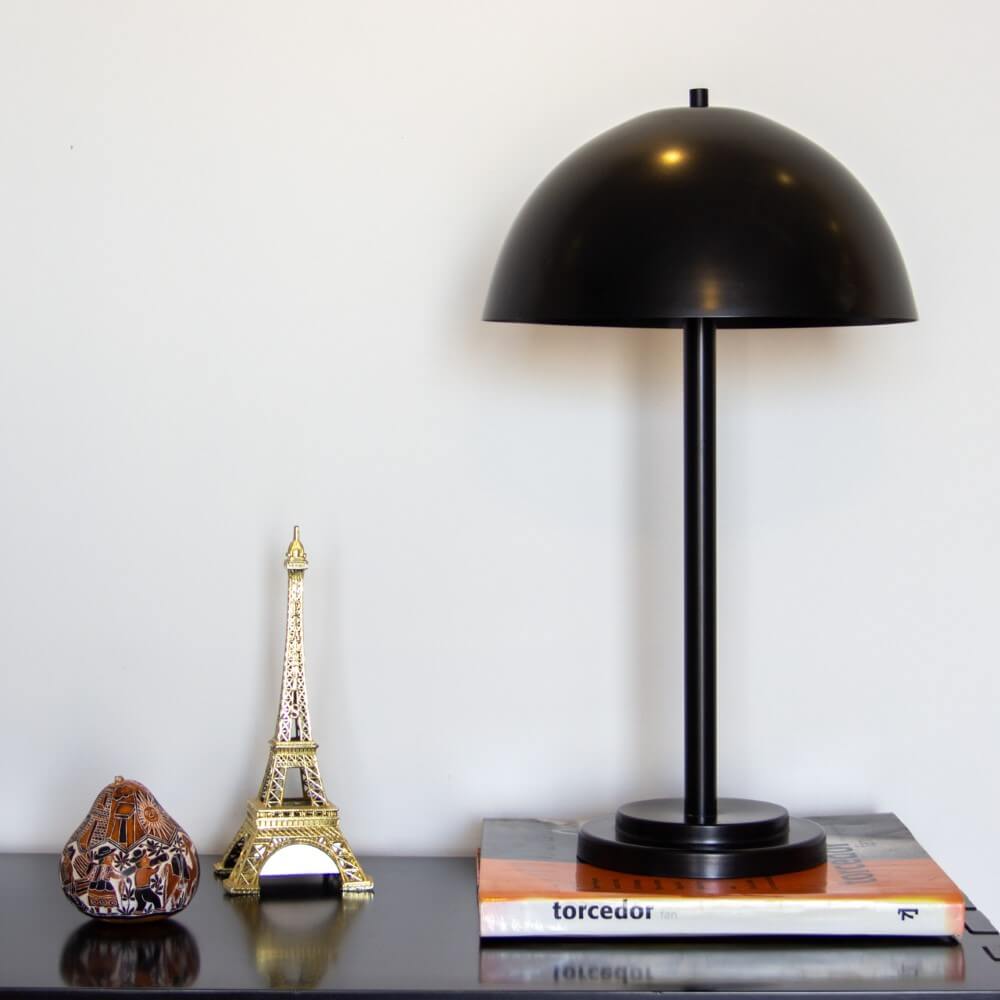 Luminária de Mesa Abajur Komaco Preto