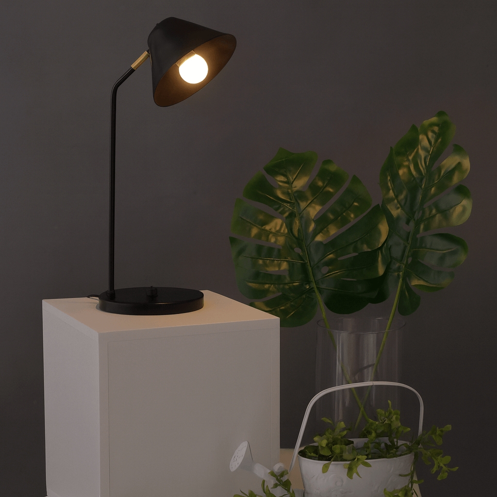 Luminária de Mesa Abajur Tarsila Preto