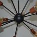 Lustre Luminária Pendente com 12 Hastes Modelo Sputinik - Ideal para Mesa Jantar, Sala, Quarto - Cor Preto com Cobre