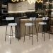 Banqueta Alta Bar Cozinha Sala De Jantar Estrutura Em Aço Milão L02 Bouclê Cinza - Lyam Decor