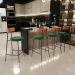 Banqueta Baixa Cozinha Sala Jantar Bancada Milão L02 Couríssimo Camel Facto Verde Musgo - Lyam Decor