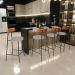 Banqueta Baixa Cozinha Sala Jantar Bancada Milão L02 Couríssimo Camel Linho Bege - Lyam Decor