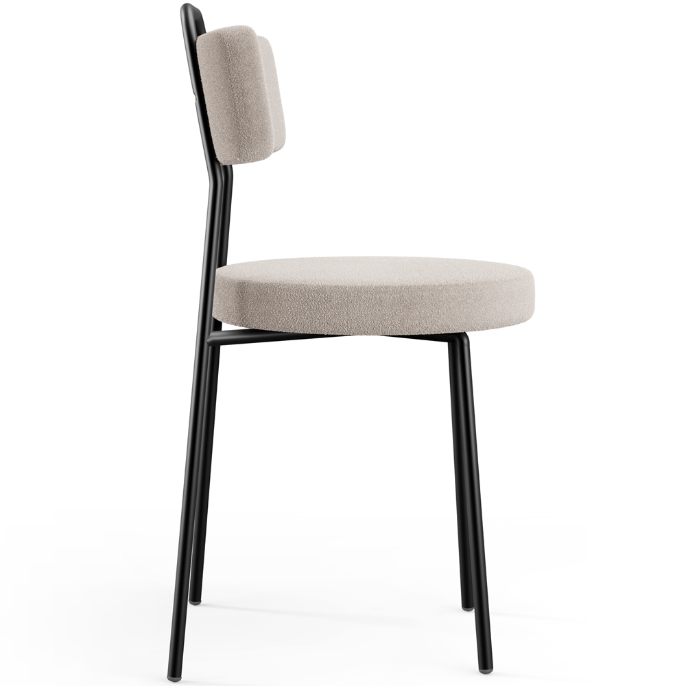 Cadeira Decorativa Estofada Para Sala De Jantar Barcelona L02 Bouclê Creme - Lyam Decor