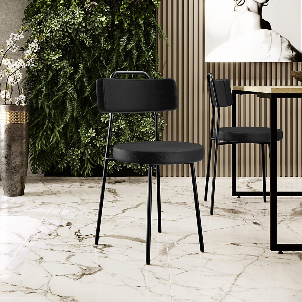 Cadeira Decorativa Estofada Para Sala De Jantar Barcelona L02 Couríssimo Preto - Lyam Decor