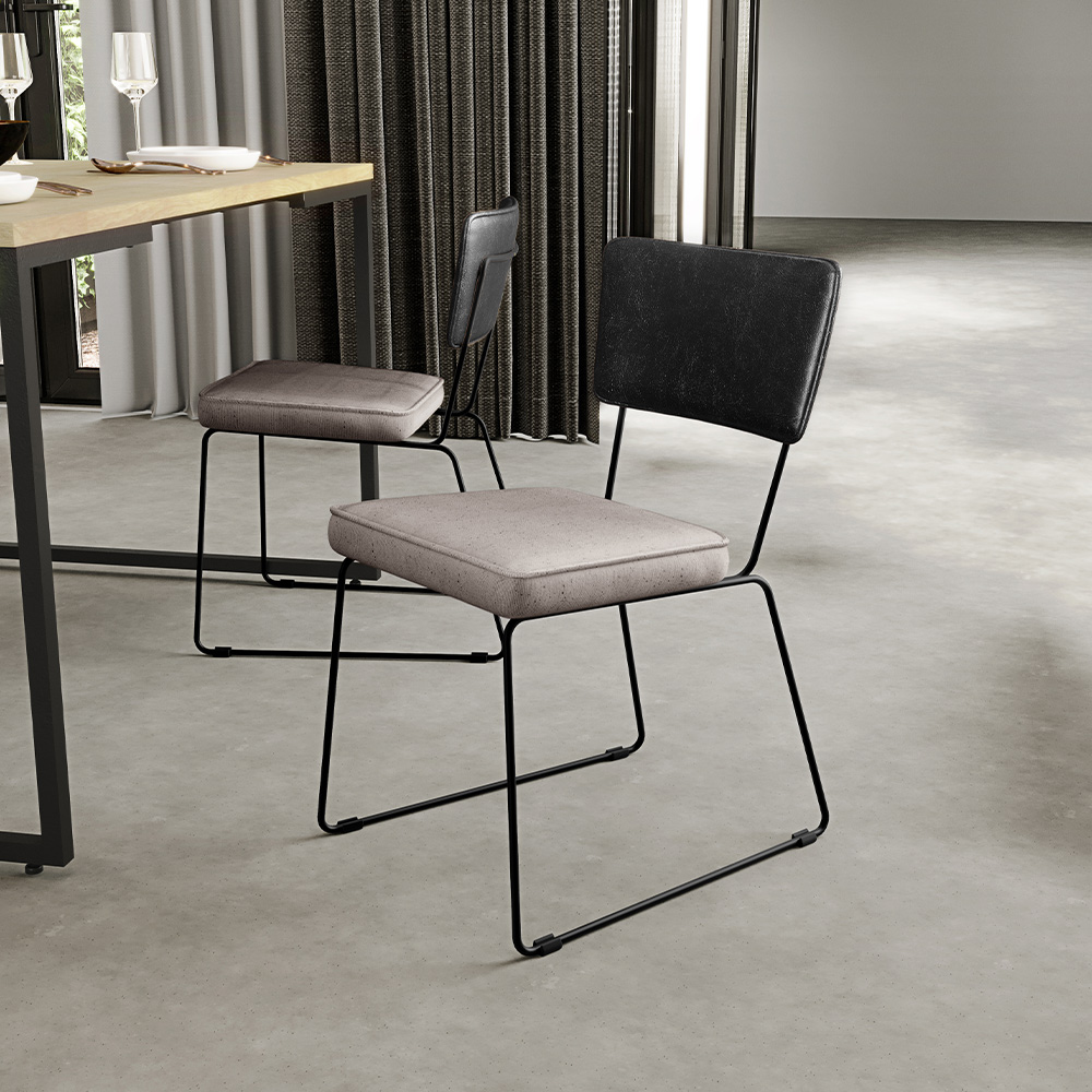 Cadeira Decorativa Estofada Sala De Jantar Allana L02 Couríssimo Preto Linho Bege - Lyam Decor