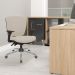 Cadeira de Escritório Executiva Office Base Giratória Cromada Baixa Flexi P03 Vinil Bege - Lyam