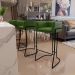 Kit 02 Banquetas Decorativas Fixa Base de Aço Preto Betina D02 Corano Verde Musgo B-89 - Lyam Decor