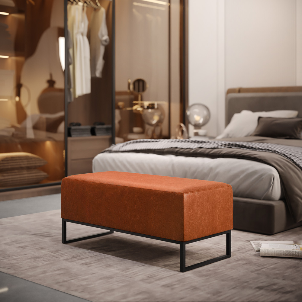 Kit 02 Puff Decorativo Para Sala de Estar Cléo W01 Base de Ferro 90 cm Couríssimo Camel - Lyam Decor