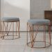 Kit 02 Puffs Decorativo Aramado Bronze Zaya L02 Suede Cinza - Lyam Decor