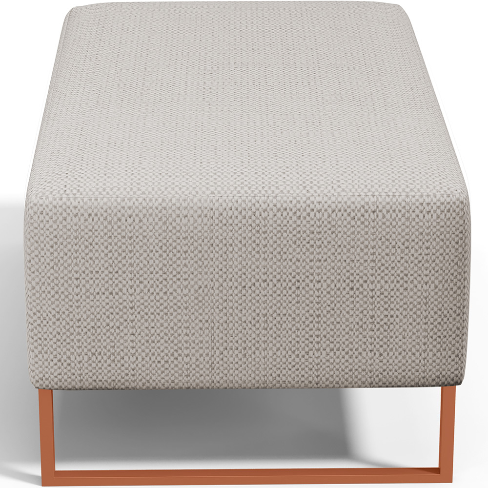Kit 02 Puffs Decorativo Sala De Estar Cléo 90cm W01 Base Ferro Cobre Linho Bege - Lyam Decor