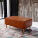 Kit 02 Puffs Decorativos Sala de Estar Cléo W01 Pés Palito 90 cm Couríssimo Camel - Lyam Decor