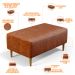 Kit 02 Puffs Decorativos Sala de Estar Cléo W01 Pés Palito 90 cm Couríssimo Camel - Lyam Decor