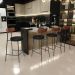 Kit 03 Banquetas Baixa Cozinha Sala Jantar Bancada Milão L02 Couríssimo Marrom Preto - Lyam Decor