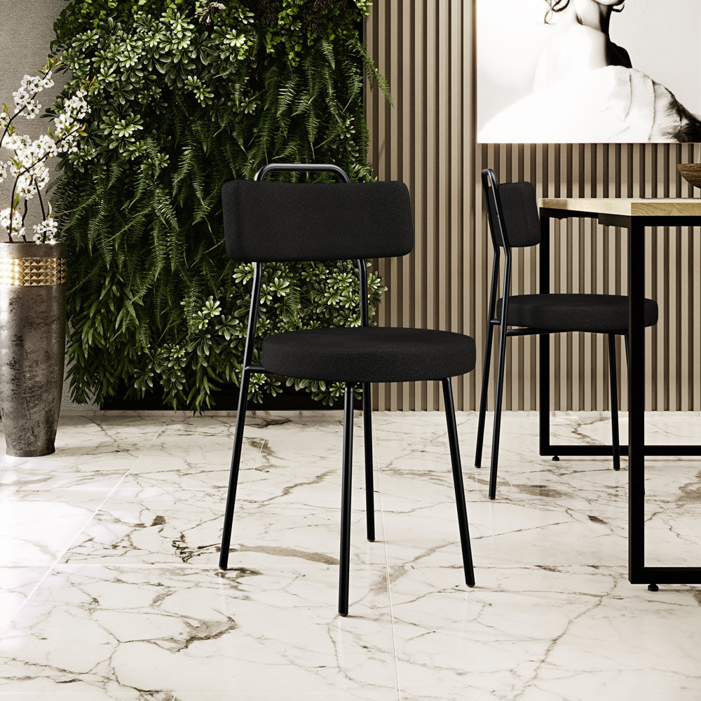 Kit 04 Cadeiras Decorativas Estofada Para Sala De Jantar Barcelona L02 Poliéster Preto - Lyam
