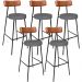 Kit 05 Banquetas Alta Bar Cozinha Sala Jantar Milão L02 Couríssimo Camel Cinza Escuro - Lyam Decor