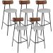 Kit 05 Banquetas Alta Cozinha Bar Sala Jantar Milão L02 Couríssimo Marrom Linho Cinza - Lyam Decor